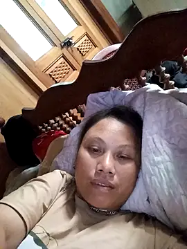 Snapshot of Bibilenu chatting on 8, 10, 2025 Bibilenu online show from 8, 10, 2025