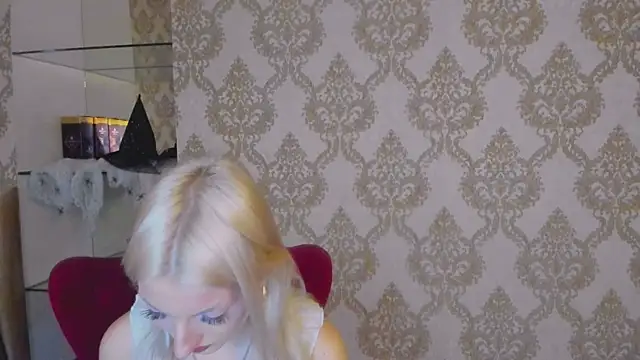 Snapshot of Sarrah_blush chatting on 22, 10, 2025 Sarrah blush online show from 22, 10, 2025