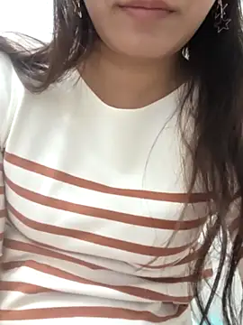 Snapshot of hihiakiko chatting on 30, 10, 2025 hihiakiko online show from 30, 10, 2025