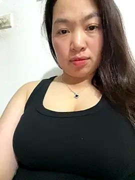 Nhung584 online show from 15, 9, 2025