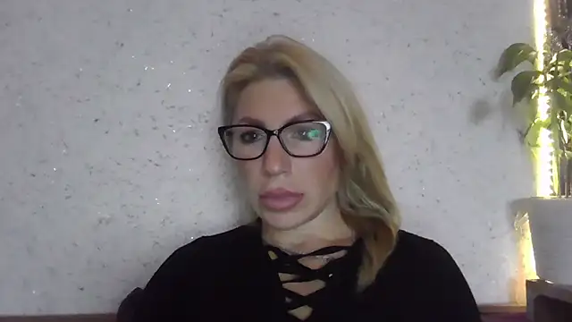 fox red lady7 online show from 6, 11, 2025