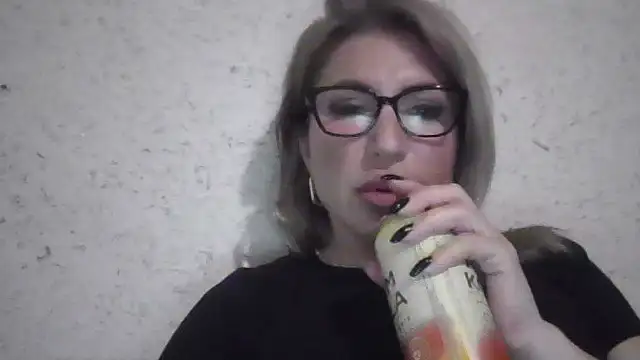 fox red lady7 online show from 16, 3, 2026