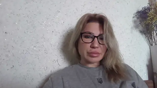 fox red lady7 online show from 7, 3, 2026