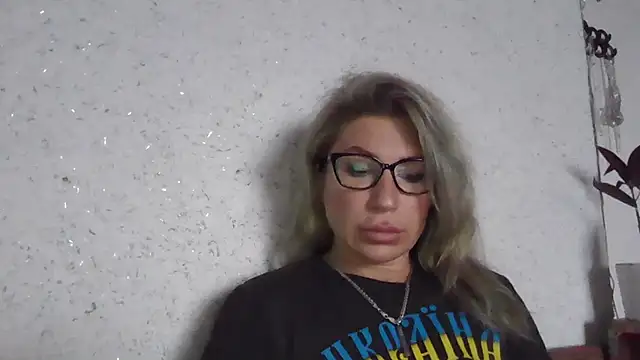 fox red lady7 online show from 11, 1, 2026