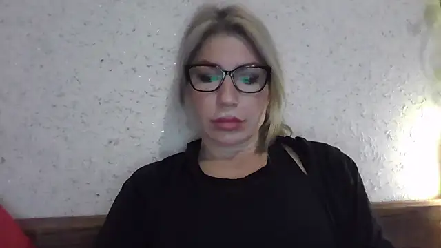 fox red lady7 online show from 22, 12, 2025