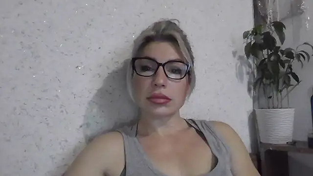 fox red lady7 online show from 16, 12, 2025