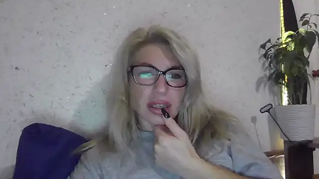 fox red lady7 online show from 24, 10, 2025