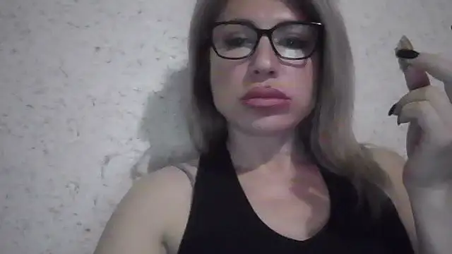 fox red lady7 online show from 18, 3, 2026