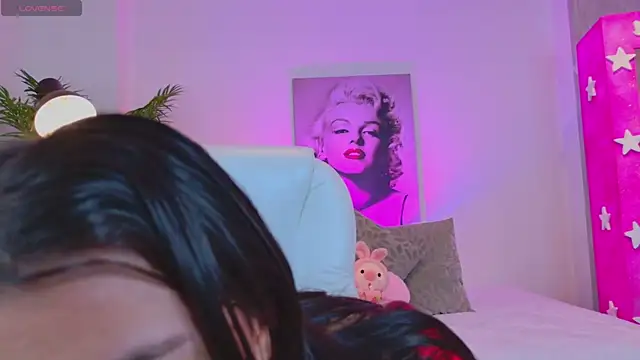 LUNAA    online show from 13, 3, 2026