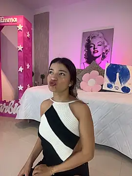 LUNAA    online show from 17, 4, 2026