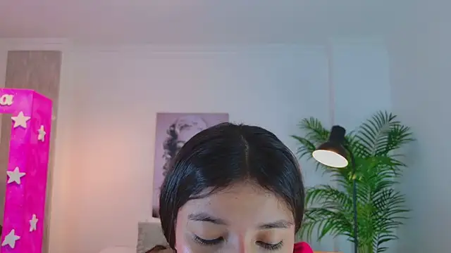 LUNAA    online show from 21, 4, 2026