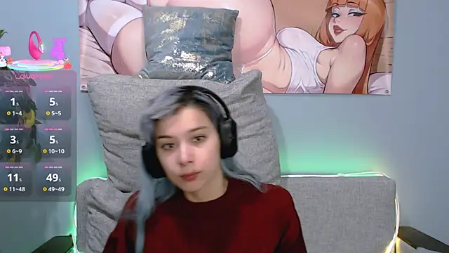 SophieAsh online show from 3, 10, 2025
