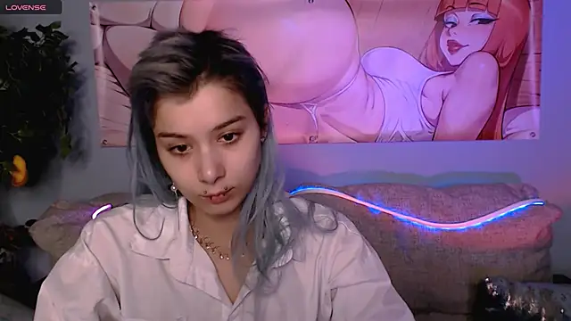 SophieAsh online show from 5, 10, 2025