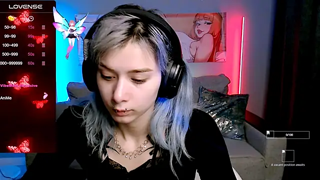 Snapshot of SophieAsh chatting on 16, 10, 2025 SophieAsh online show from 16, 10, 2025