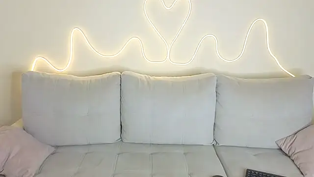 KathrynBrooks online show from 20, 4, 2026