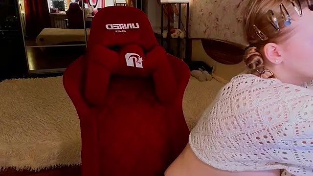 Jenny Skinner20 online show from 19, 12, 2025