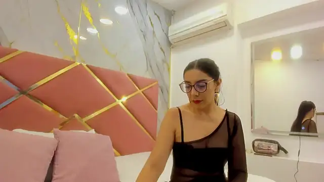 julianaa 31 online show from 30, 9, 2025