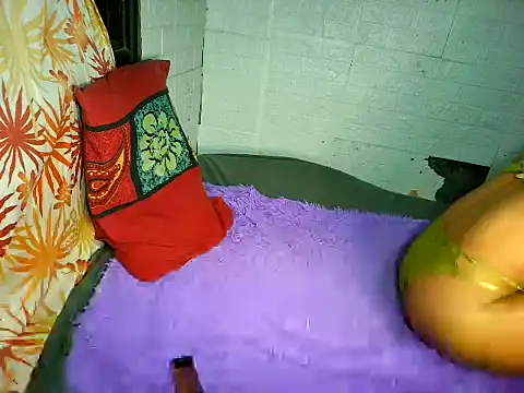 zoeytransph online show from 18, 12, 2025