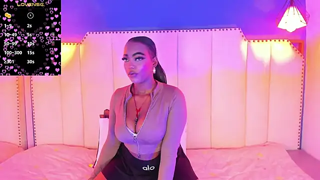 ReinaMiah online show from 20, 11, 2025