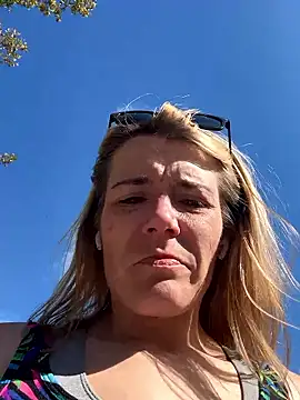 Snapshot of bb_empress chatting on 29, 9, 2025 bb empress online show from 29, 9, 2025