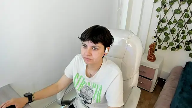 Snapshot of Nathaly_ds chatting on 24, 11, 2025 Nathaly ds online show from 24, 11, 2025