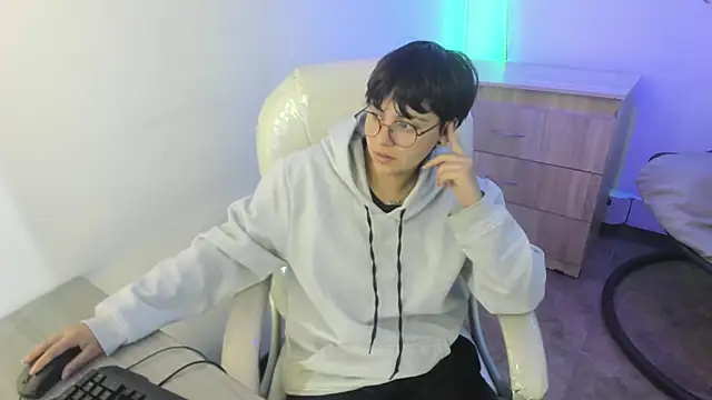 Snapshot of Nathaly_ds chatting on 28, 11, 2025 Nathaly ds online show from 28, 11, 2025