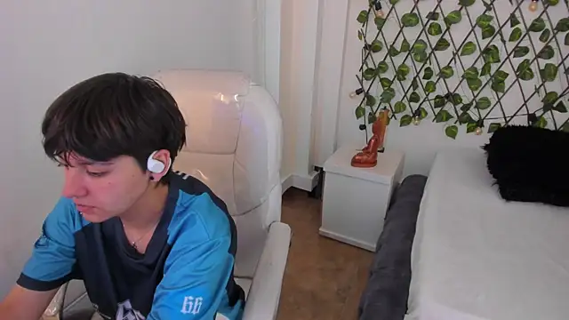 Snapshot of Nathaly_ds chatting on 27, 11, 2025 Nathaly ds online show from 27, 11, 2025