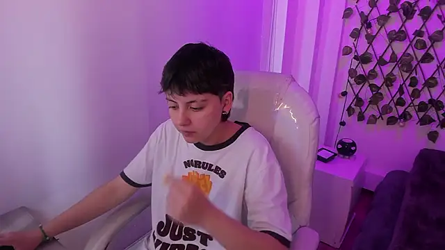 Nathaly ds online show from 28, 2, 2026