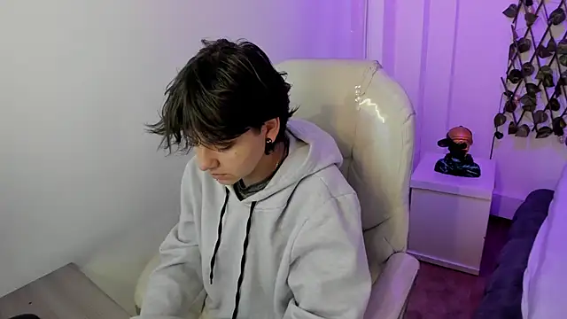 Nathaly ds online show from 1, 2, 2026