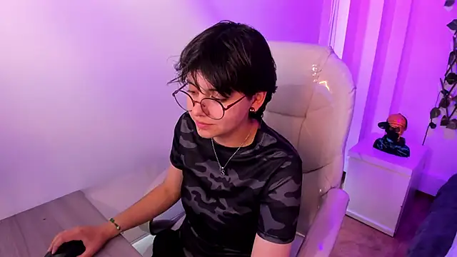 Nathaly ds online show from 11, 2, 2026