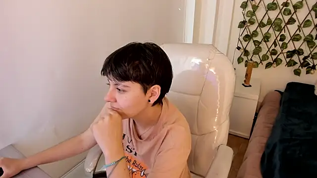 Snapshot of Nathaly_ds chatting on 11, 11, 2025 Nathaly ds online show from 11, 11, 2025