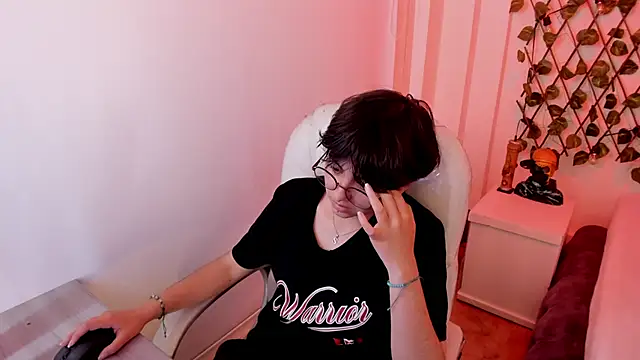 Nathaly ds online show from 13, 12, 2025