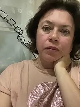 Kiravix online show from 7, 10, 2025