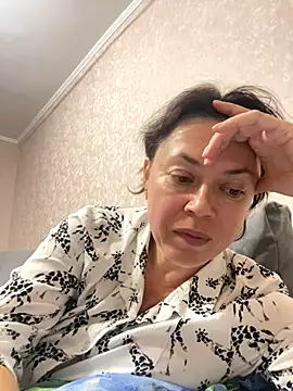 Kiravix online show from 10, 10, 2025