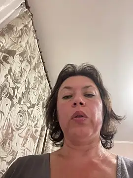 Kiravix online show from 9, 6, 2026