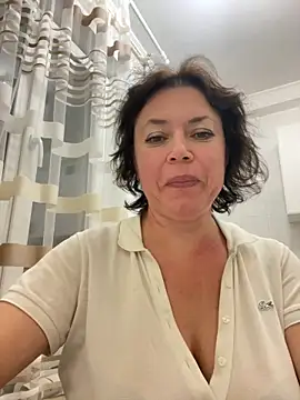 Kiravix online show from 2, 11, 2025