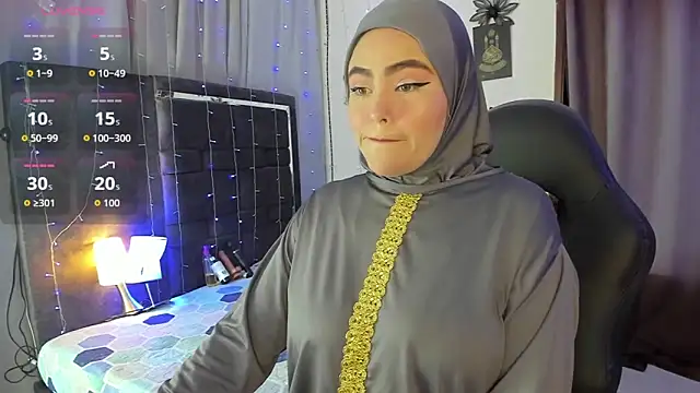 Snapshot of MarianFadel chatting on 21, 11, 2025 MarianFadel online show from 21, 11, 2025