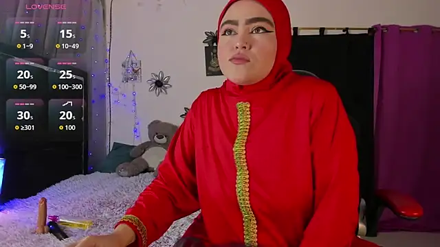 Snapshot of MarianFadel chatting on 24, 10, 2025 MarianFadel online show from 24, 10, 2025