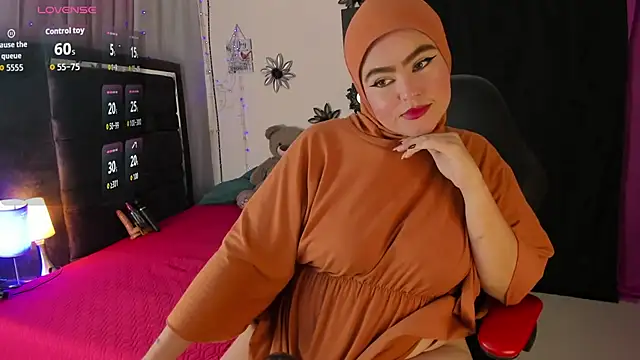 Snapshot of MarianFadel chatting on 22, 10, 2025 MarianFadel online show from 22, 10, 2025