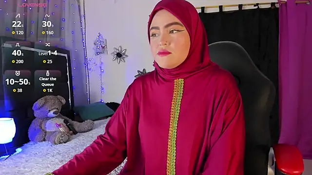 Snapshot of MarianFadel chatting on 14, 10, 2025 MarianFadel online show from 14, 10, 2025