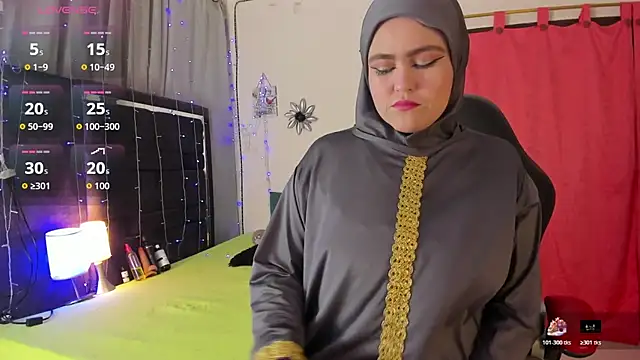 Snapshot of MarianFadel chatting on 1, 11, 2025 MarianFadel online show from 1, 11, 2025