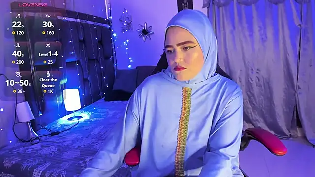 Snapshot of MarianFadel chatting on 11, 10, 2025 MarianFadel online show from 11, 10, 2025