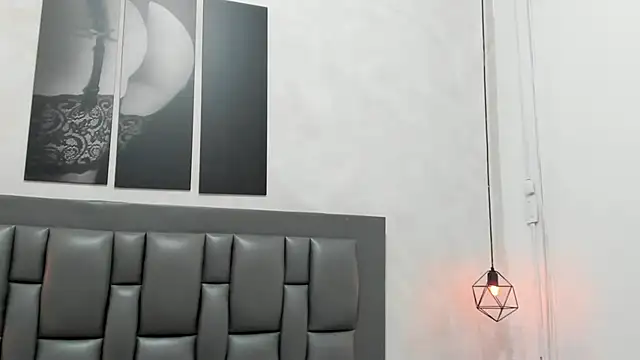 dakota roussee online show from 19, 3, 2026