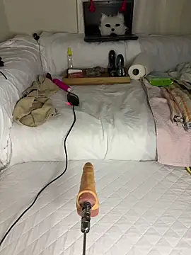 Ozge-SluttyScream69 online show from 21, 12, 2025