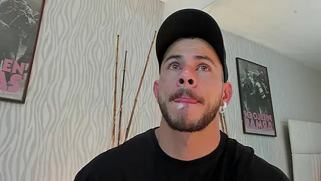 dylan jacobx online show from 17, 6, 2026