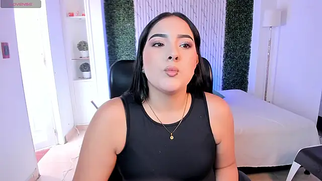 Snapshot of sofiacaramel chatting on 1, 11, 2025 sofiacaramel online show from 1, 11, 2025