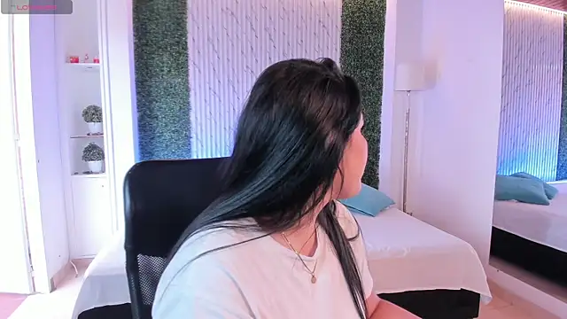 Snapshot of sofiacaramel chatting on 2, 12, 2025 sofiacaramel online show from 2, 12, 2025