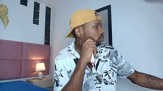 Snapshot of muller_asher chatting on 20, 9, 2025 muller asher online show from 20, 9, 2025