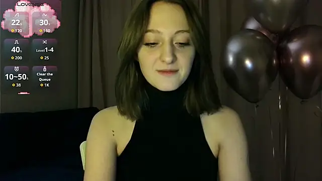 Snapshot of white_liillyy chatting on 14, 11, 2025 white liillyy online show from 14, 11, 2025