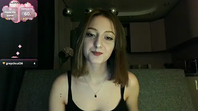 Snapshot of white_liillyy chatting on 27, 10, 2025 white liillyy online show from 27, 10, 2025